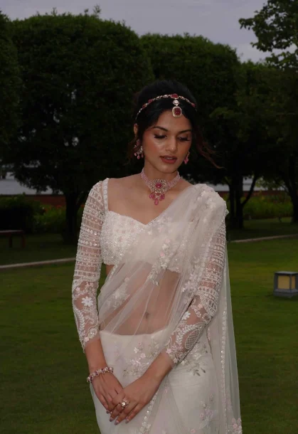 7700978b-cbb4-40aa-b133-d4e93f824ba9